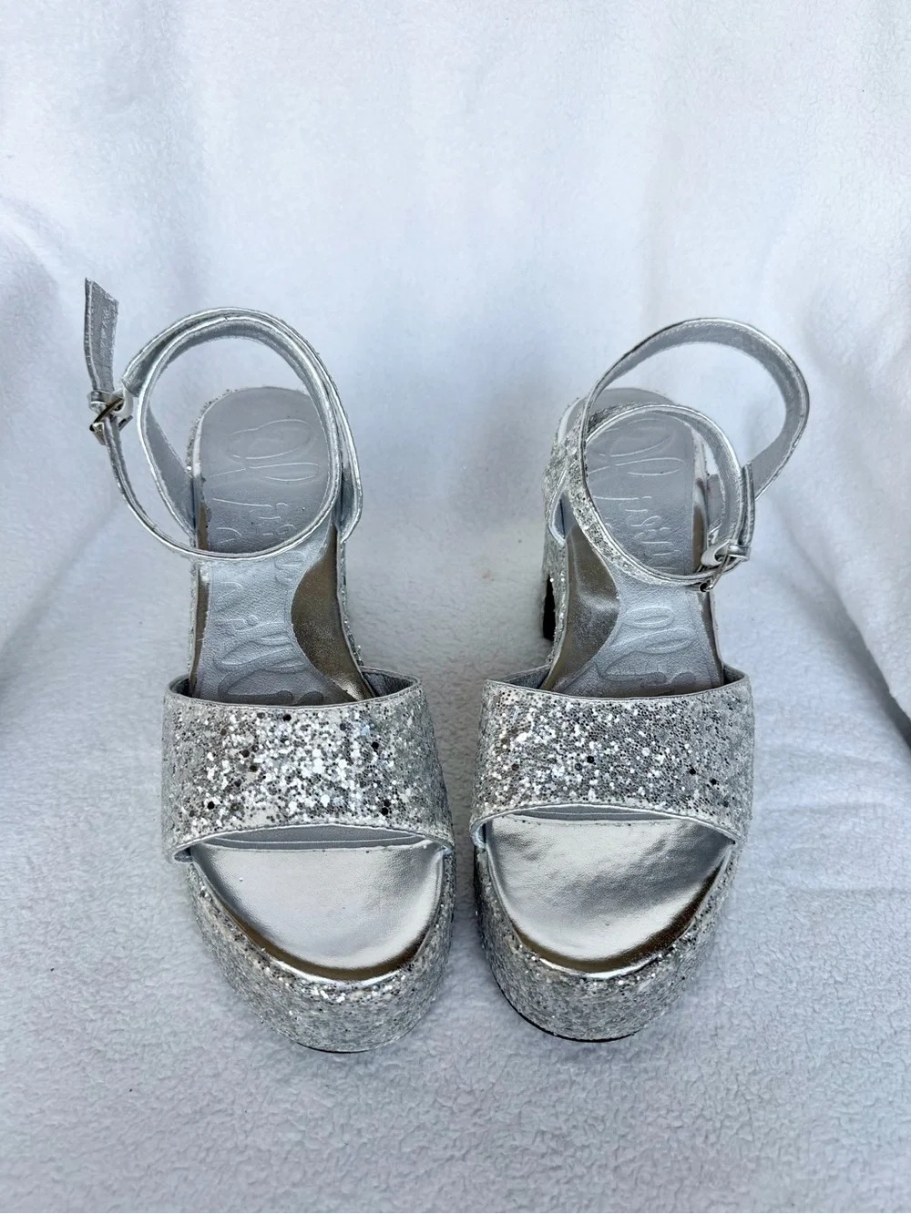 Olivia Miller Women's Silver Glitter Capricorn Platform Heels Size 9